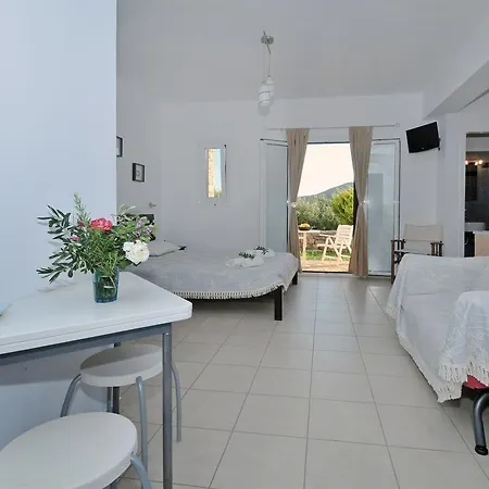 Elea Apartment