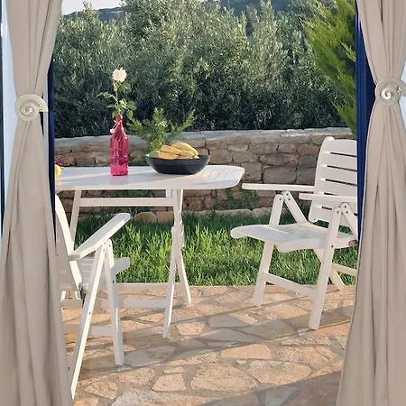 Elea Apartment *